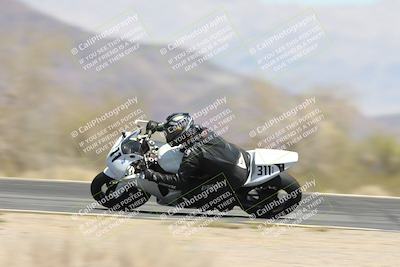 media/Apr-20-2025-CVMA (Sun) [[39090e8767]]/Race 9-Formula LW Twins Shootout/